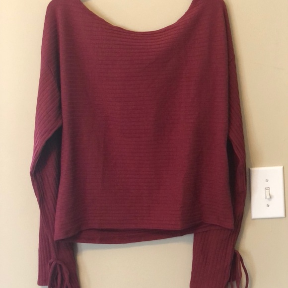 Brand new pant set-Burgundy - Picture 6 of 10